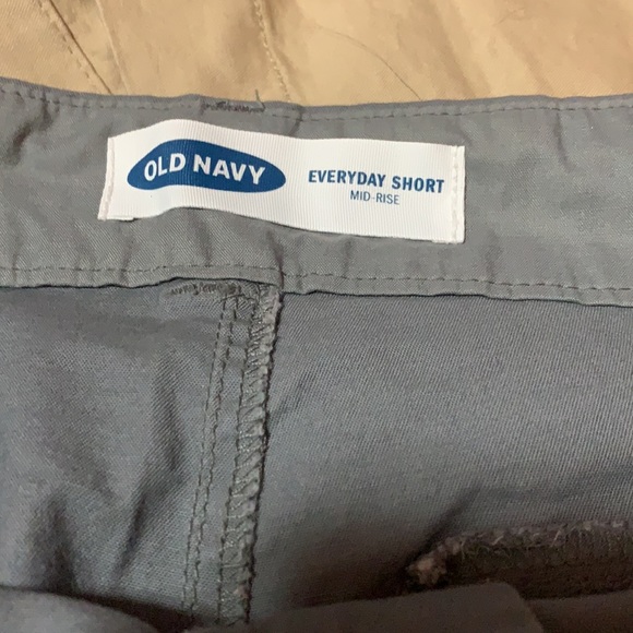 Shorts - Picture 3 of 3